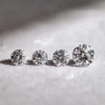 Caratajul diamantului comparație vizuală între diamante de 0,25, 0,50, 0,75 și 1 carat – ghid educativ Angel Gold.