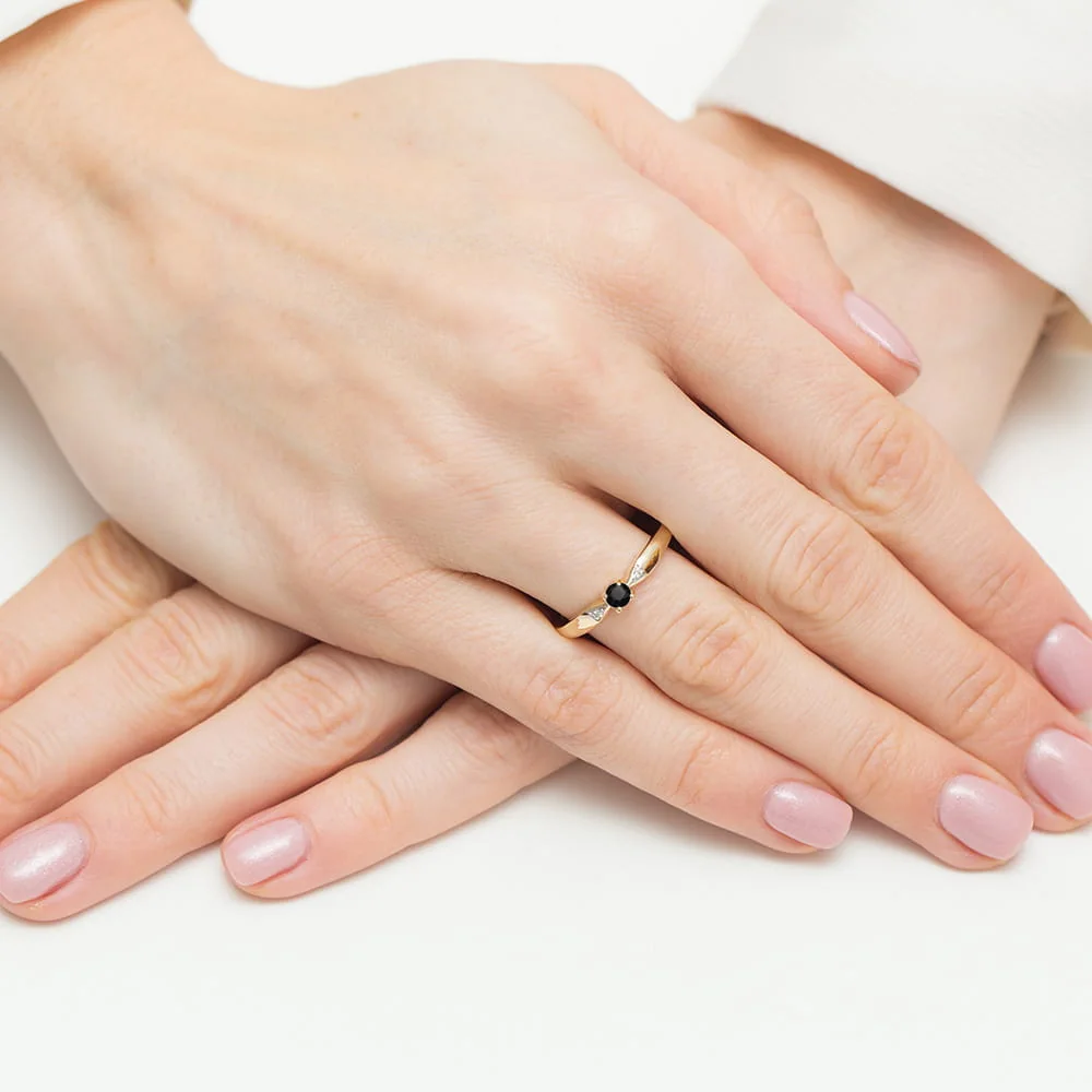 Inel Aur cu Diamant Negru si Diamante Incolore Naturale Belmara Serenade - imagine 4