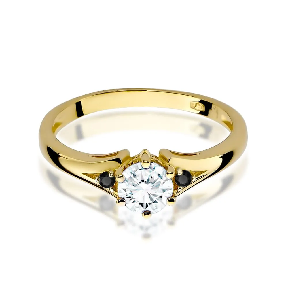 Inel de aur galben 14K cu safir alb și diamante negre, vedere frontală.